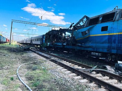 В результате удара по поезду Днепр — Запорожье погибла проводница
