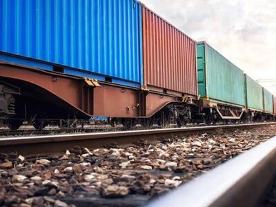  Доставку грузов через Казахстан сократят с пяти до трех суток — Токаев 