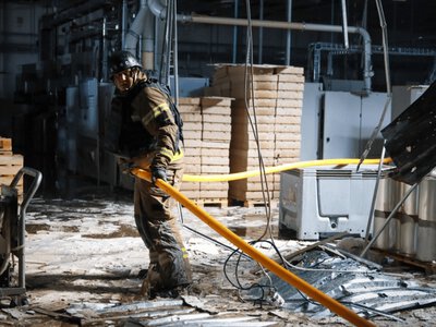 Кличко: В Дарницком районе БПЛА попал в многоэтажный дом
