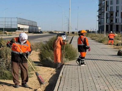  После уборки в Актау вывезли 15 тонн мусора 