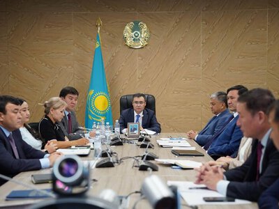 ТУРКЕСТАН: СВОЕВРЕМЕННОЕ ИСПОЛНЕНИЕ ПИСЕМ И ОБРАЩЕНИЙ ЖИТЕЛЕЙ - НА КОНТРОЛЕ