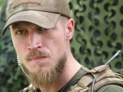 Подозреваются в слежке и подброске наркотиков: по делу экс-комбата Ширшина разоблачили троих военных
