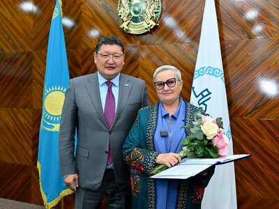 Директор областного Дома дружбы вышла на заслуженный отдых