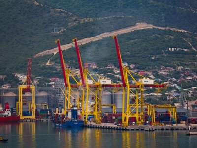 Украинские дроны атаковали Новороссийск. Минэнерго Казахстана сообщило о приостановке погрузки нефти