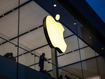 Apple представила свой первый складной смартфон, но назвала его не так, как мы думали