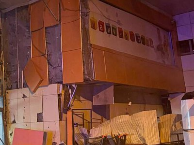 россия нанесла прицельный удар по ТРЦ в Сумах: есть погибшие и раненые, вспыхнул пожар