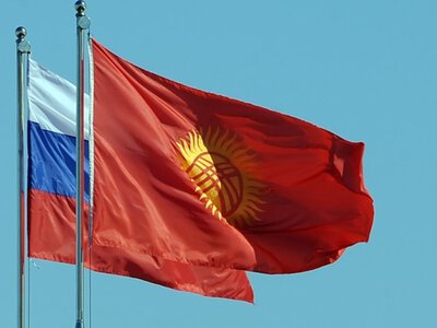 В Кыргызстане опровергли сообщения о вывозе военной техники из страны в Россию
