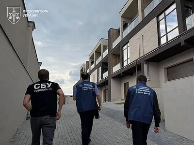 Земля у моря и 47 таунхаусов: в Одессе сообщили о подозрении застройщику