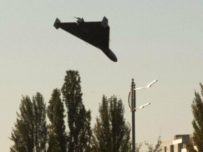 Падение вражеского БПЛА в Киеве: повреждено здание