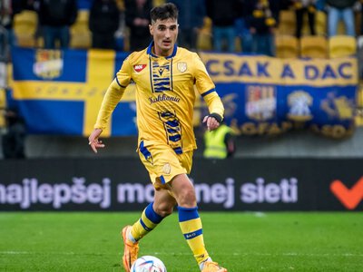 Serbiyalı vinger “Neftçi” yolunda - SON TRANSFER İDDİASI