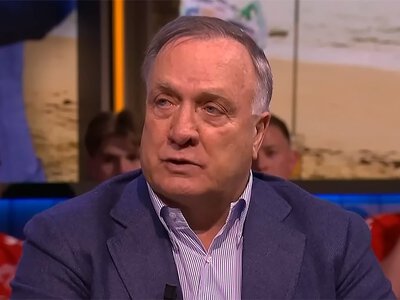 Дик Адвокаат продолжил контракт со сборной Кюрасао
