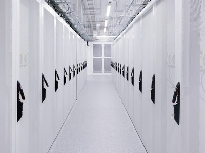 Защита данных и ИИ: Тет открывает самый защищенный центр обработки данных DC7