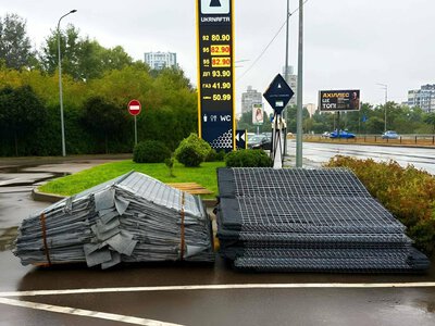 АЗС в Киеве готовят к новым атакам: вокруг станций появляются габионы