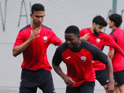 “Biz bədbəxtik! O, hər dəfə danışanda, bizə elə gəlirdi ki, yenə söyüş söyür”