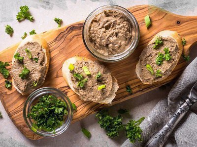 Нежный домашний паштет без лишних затрат: понадобится всего несколько продуктов
