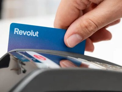 У Revolut произошла утечка данных клиентов: как мошенникам удалось получить информацию