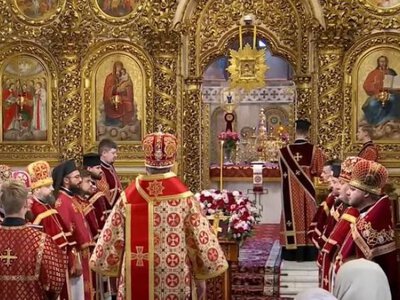 Великий двунадесятый праздник: ПЦУ отмечает Воздвижение Честного и Животворящего Креста Господня