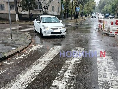 Volkswagen не пропустил Hyundai на перекрестке в центре Николаева 