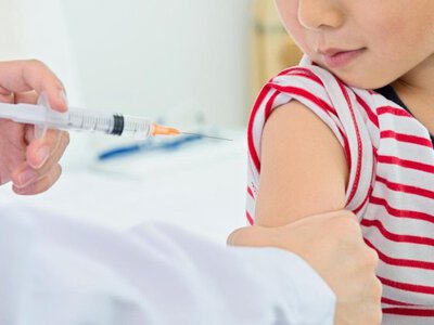 Запоріжцям розповіли, в чому перевага комбінованих вакцин