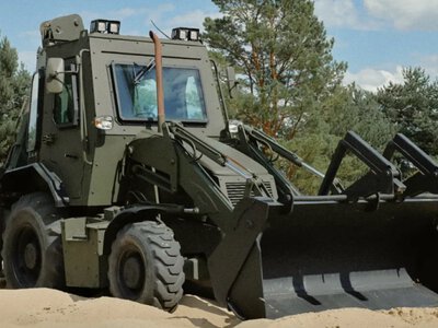 ВСУ получат новый бронированный экскаватор: каковы особенности отечественной техники (ФОТО)