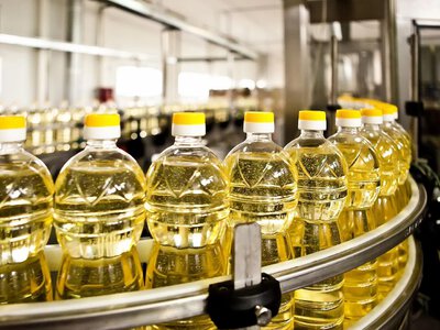 Впервые за десятки лет: Украина утратила лидерство по экспорту растительного масла