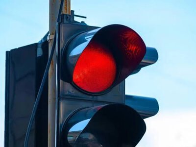 У Києві під час хвилини мовчання світлофори вмикатимуть червоний