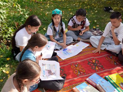 «Мы стали как одна большая, дружная семья»: столичные школьники рассказали о пользе чтения книг