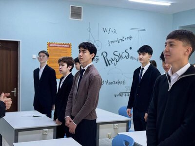Права и обязанности школьникам Астаны разъясняют с помощью игр и квестов