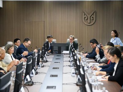 В Yessenov University запущены новые программы в сфере энергетики и логистики