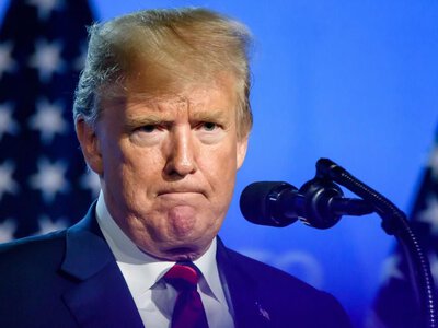 Регулирования не будет: Дональд Трамп не верит в угрозу ИИ и называет ее фейковыми новостями