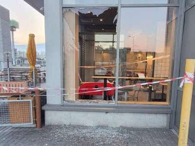 Что осталось от McDonald's после атаки на Киев: полиция показала последствия