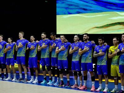 Сборная Украины уступила Польше в борьбе за лидерство в группе – первое поражение Плотницкого и компании на ЧЕ