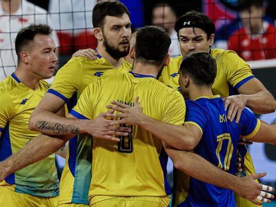 Украина уступила Польше в матче за первое место в группе чемпионата Европы по волейболу