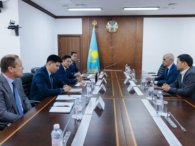 Болат Акчулаков обсудил с представителем «АМПО Казахстан» планы по локализации производства