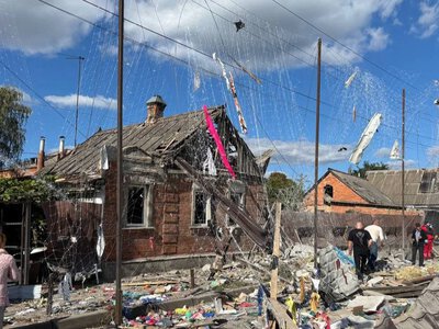 россияне ударили КАБами по Сумам: шестеро пострадавших
