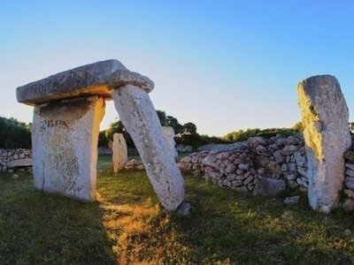 Тайна мегалитов Менорки (+Фото)