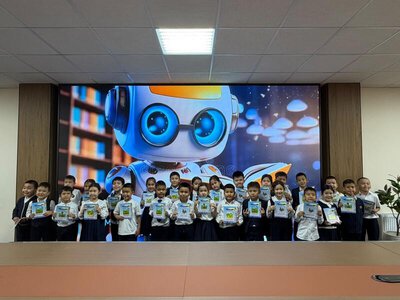В Астане запущен проект, в котором школьники обсуждают книги вместе с искусственным интеллектом