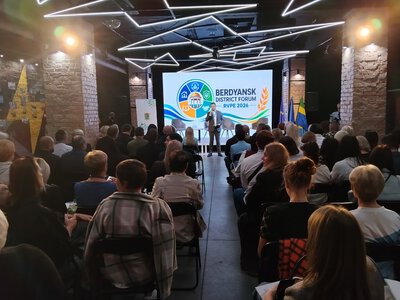 Бердянці в Запоріжжі: допомога фронту, підтримка людей і плани відновлення та повернення додому