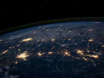 Cloudflare почала блокувати ШІ-краулери на сайтах з рекламою: доступ до контенту стає платним ресурсом