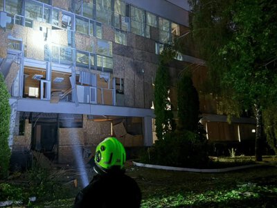 Атака РФ на Киев: повреждено здание учебного заведения