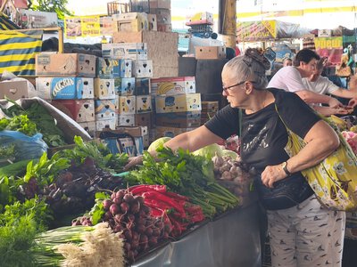 Цены на мясо выросли, на рыбу держутся: цены на одесском Привозе