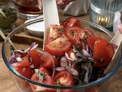 Как сделать маринованные помидоры за пять минут