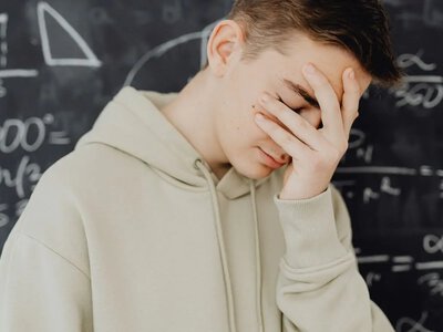 Что именно лишает молодежь концентрации и физических сил