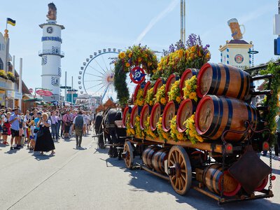 Октоберфест в Мюнхене 2026: когда откроется фестиваль, традиции и сколько будет стоить посещение