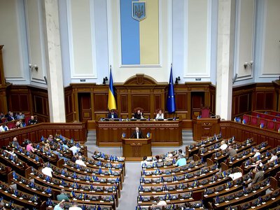«Час вопросов к правительству» в Верховной Раде перенесли на три недели: какова причина