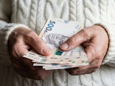 В Украине планируют повысить пенсии: что изменится для днепрян