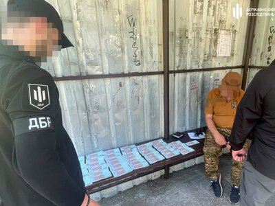 Платы или на ноль: в Киевской области будут судить комвзвода за вымогание 80 тысяч грн у сестры военного