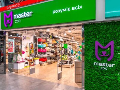 Российская атака повредила крупный склад MasterZoo в Киевской области: что известно