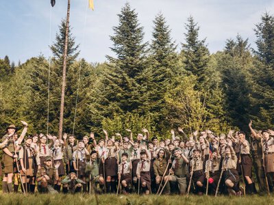 50 тысяч гривен для воспитателей: в Украине учредили государственную Премию имени Богдана Гаврилишина для «Пласта»