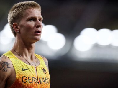 Чемпион мира едва не переписал историю бега – до рекорда не хватило ровно 0,5 секунды (ВИДЕО)